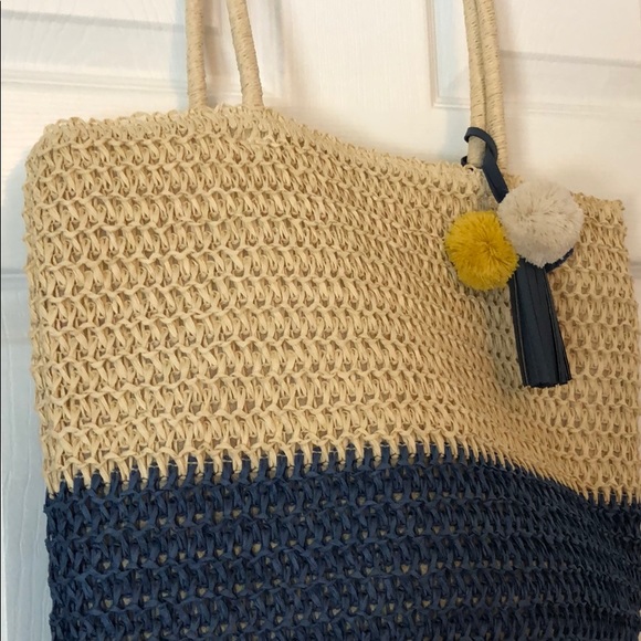 Nwt Navy and natural straw tote bag. - Picture 2 of 4